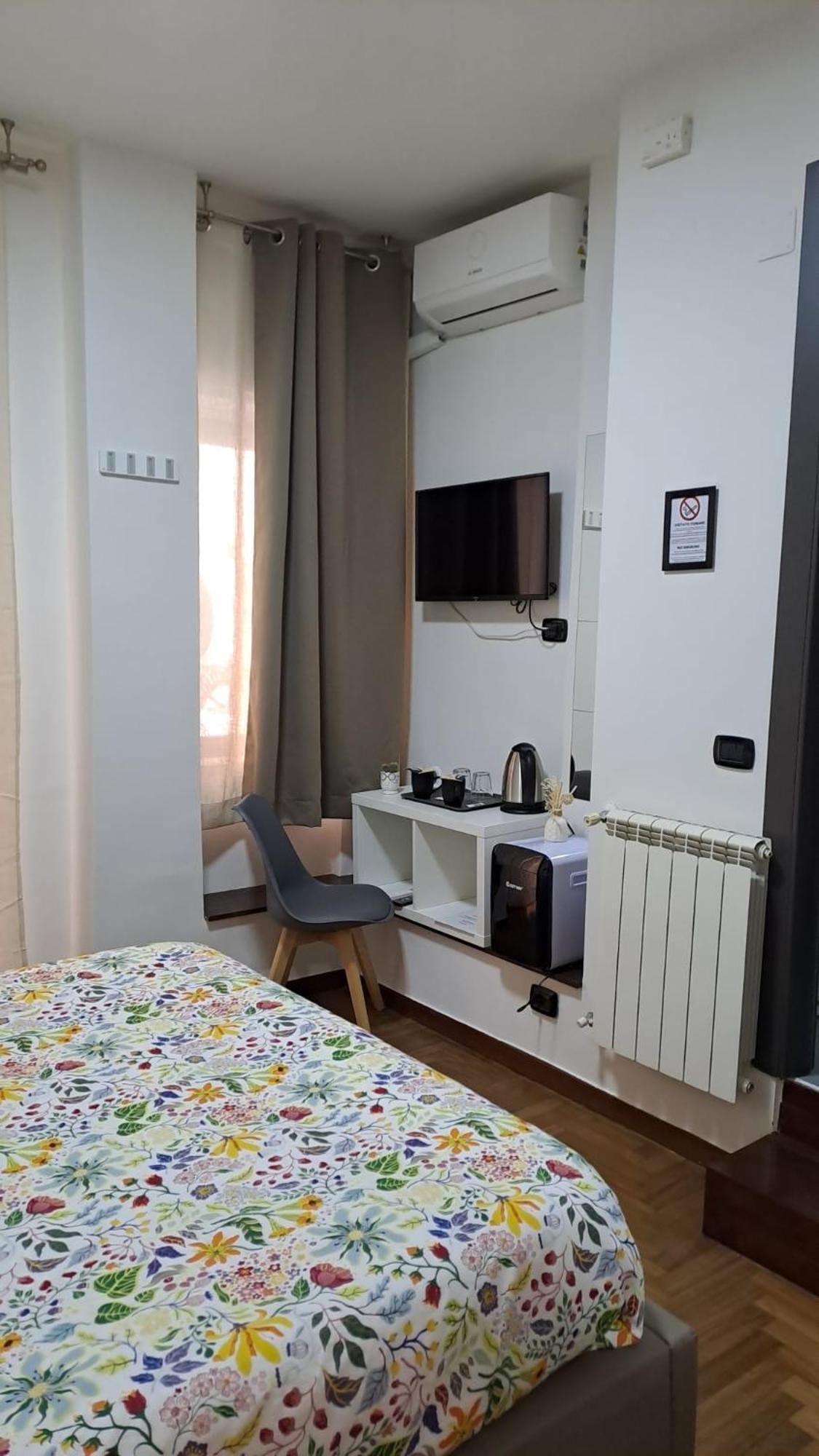 Royal Poerio Otel Napoli Dış mekan fotoğraf